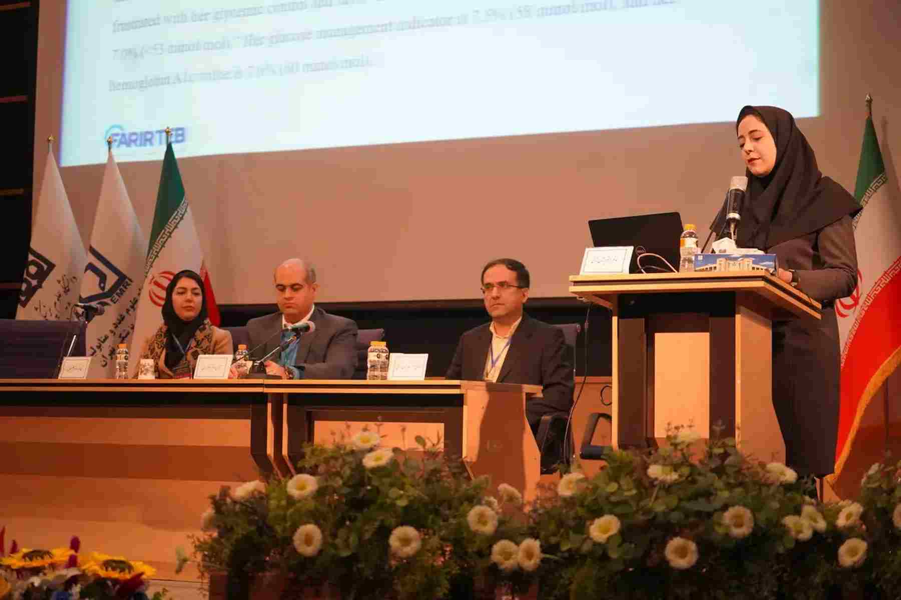   پنجمین کنگره همگرایی در علوم غدد و متابولیسم دانشگاه علوم پزشکی تهران ( روز دوم )